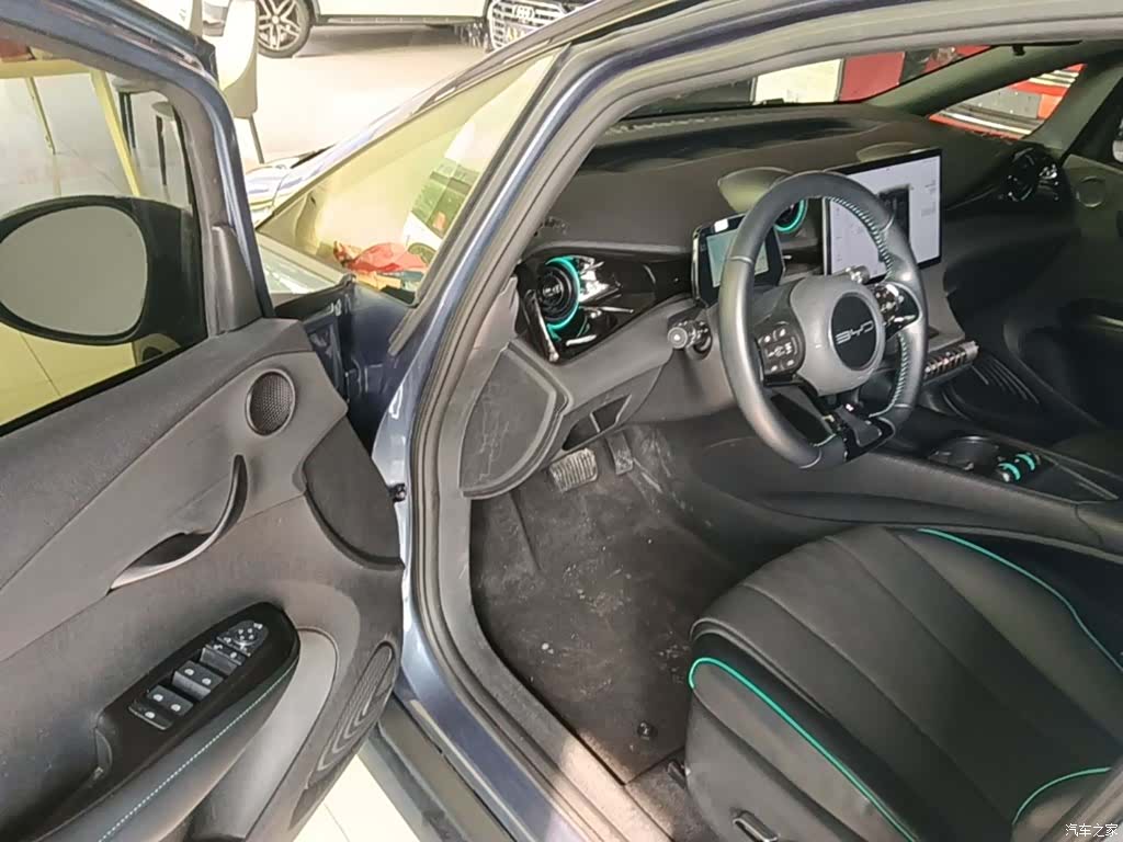 BYD Dolphin, 2023 16
