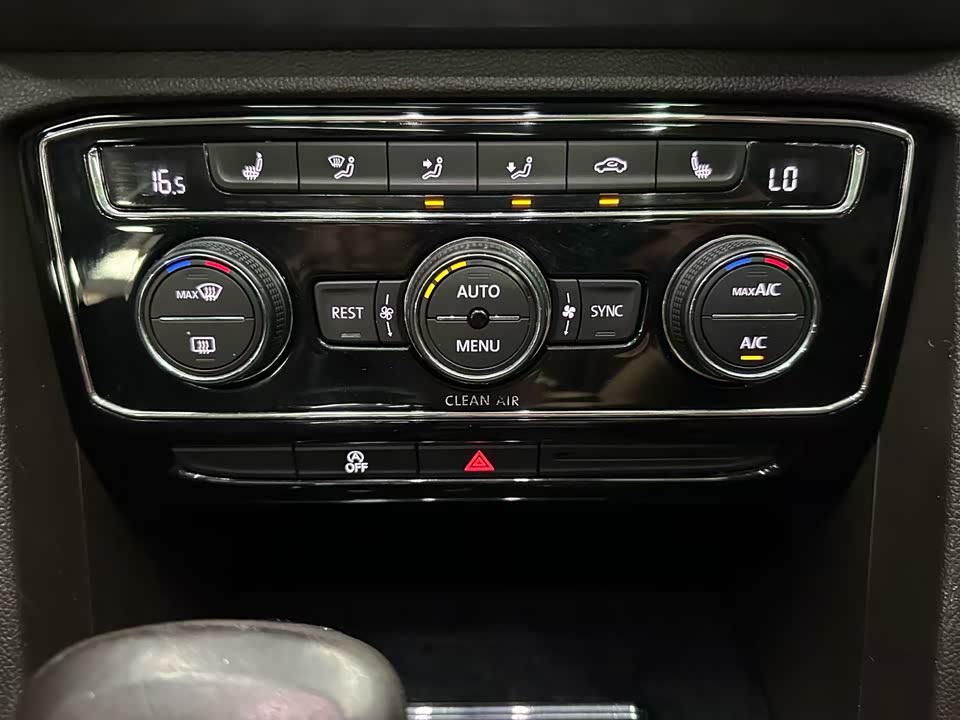Volkswagen Tourang Volkswagen Tourang
