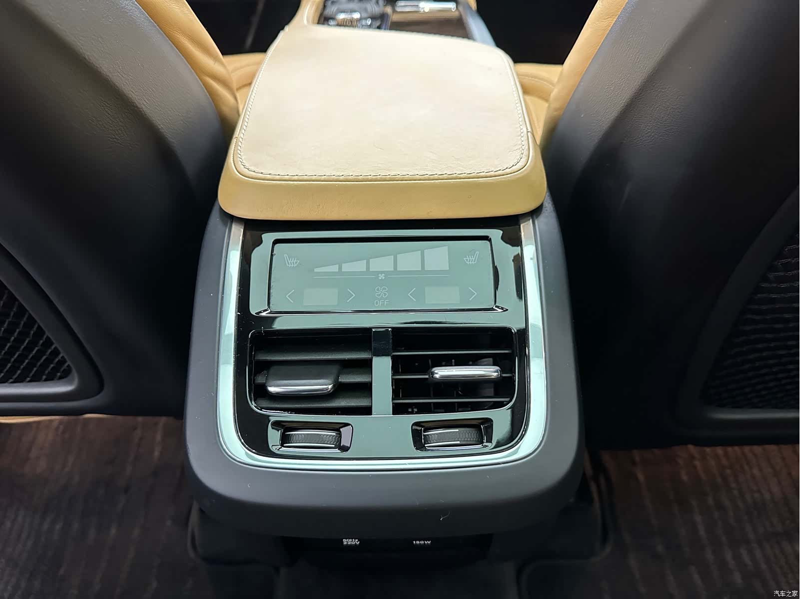Volvo XC90, 2016 18