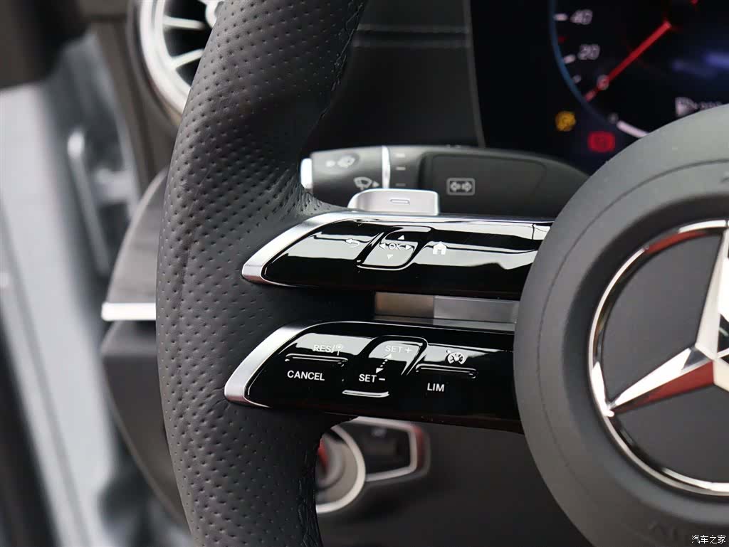 Mercedes-Benz E-Class, 2021 14