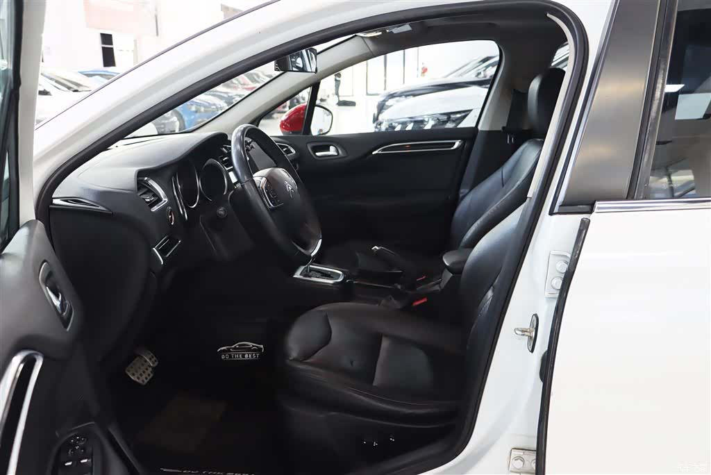 Citroen C4, 2013 4