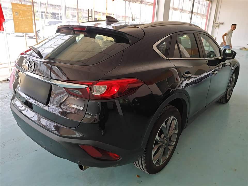 Mazda CX-4
