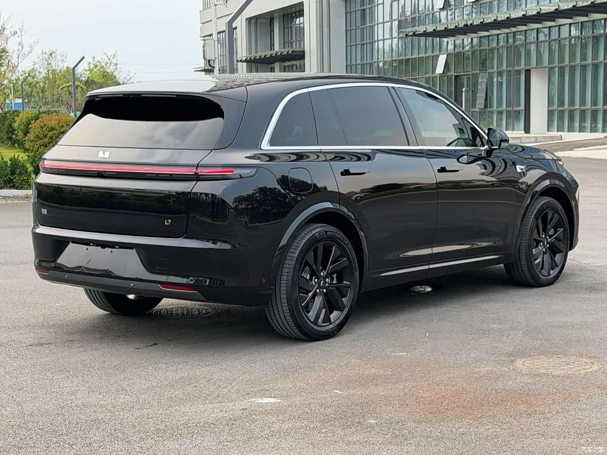 Li Auto L7, 2023 все фото