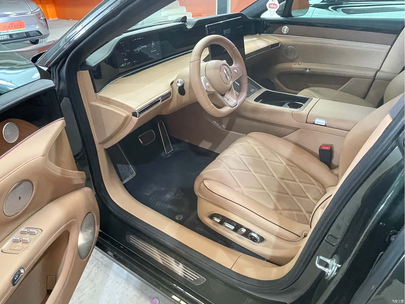 Stelato S9, 2025 4