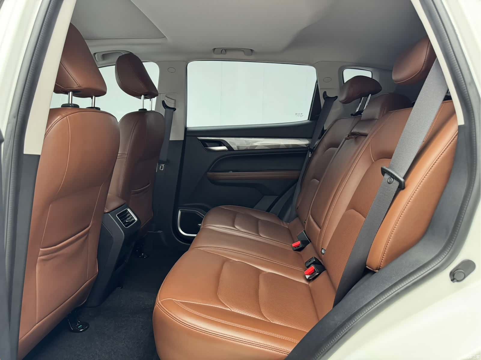 Geely X6, 2022 6