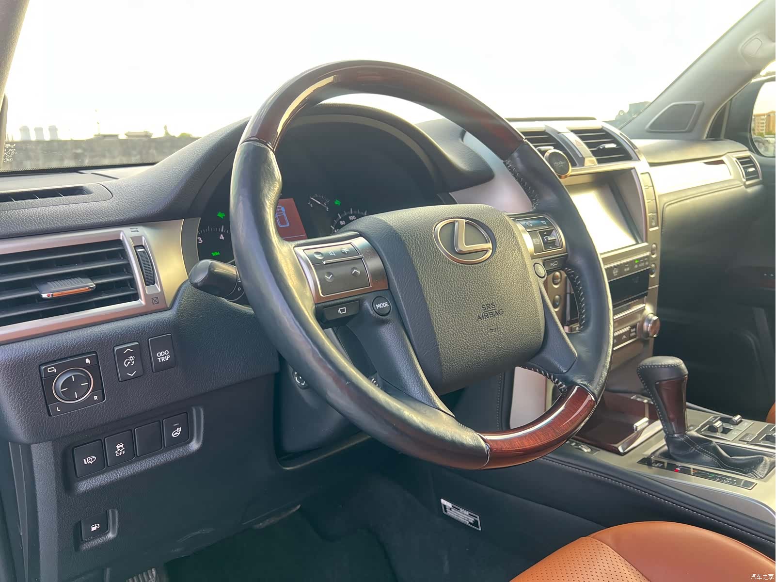 Lexus GX, 2015 15