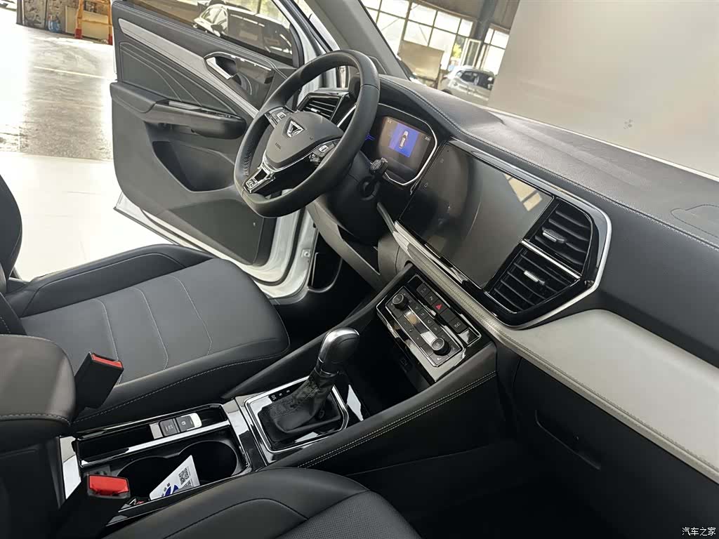 Volkswagen VS5, 2022 20