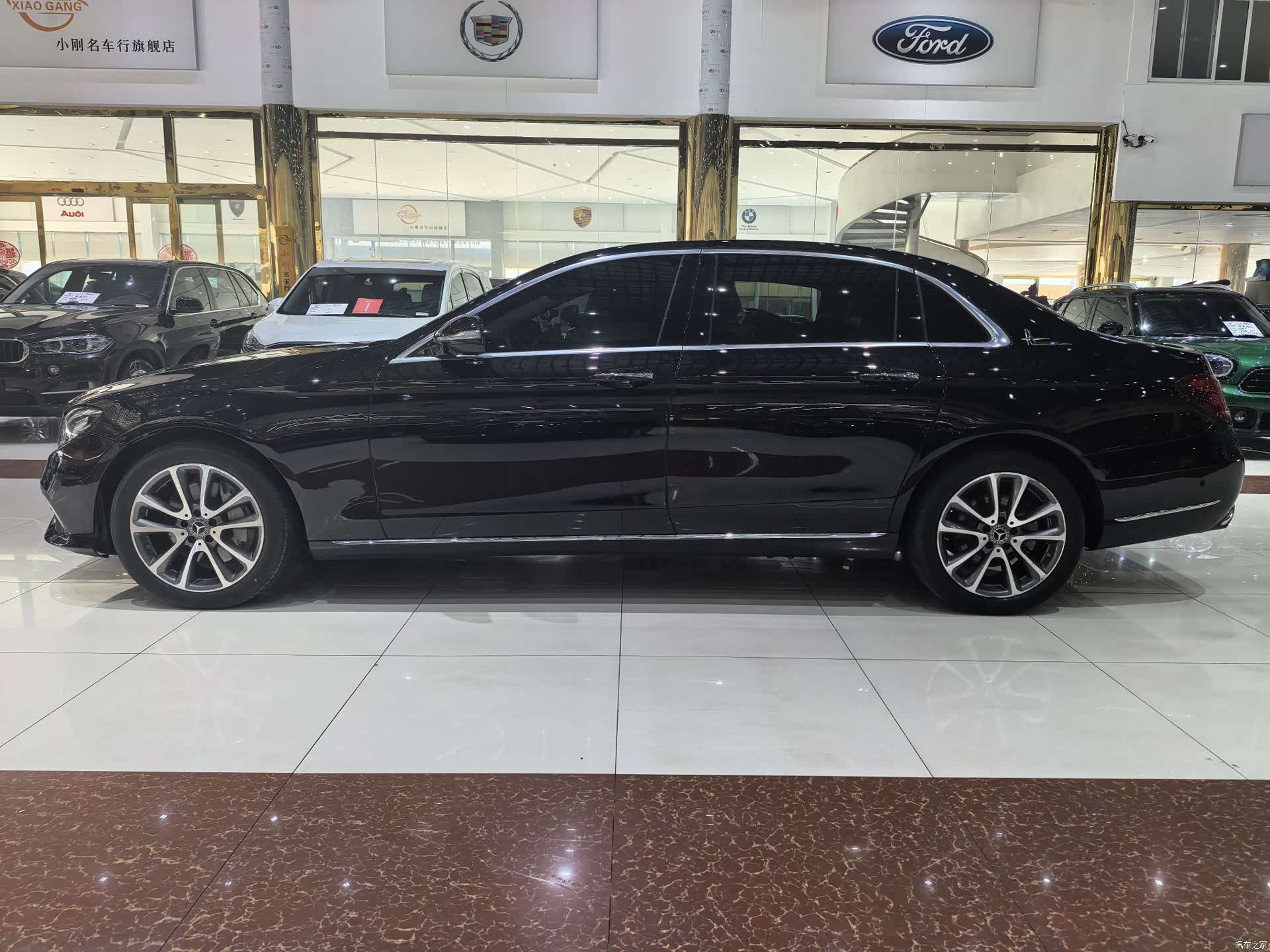 Mercedes-Benz E-Class, 2019 4