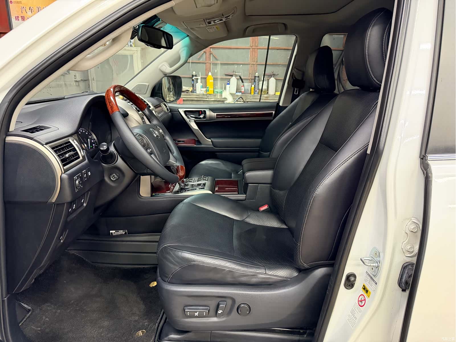 Lexus GX, 2012 6