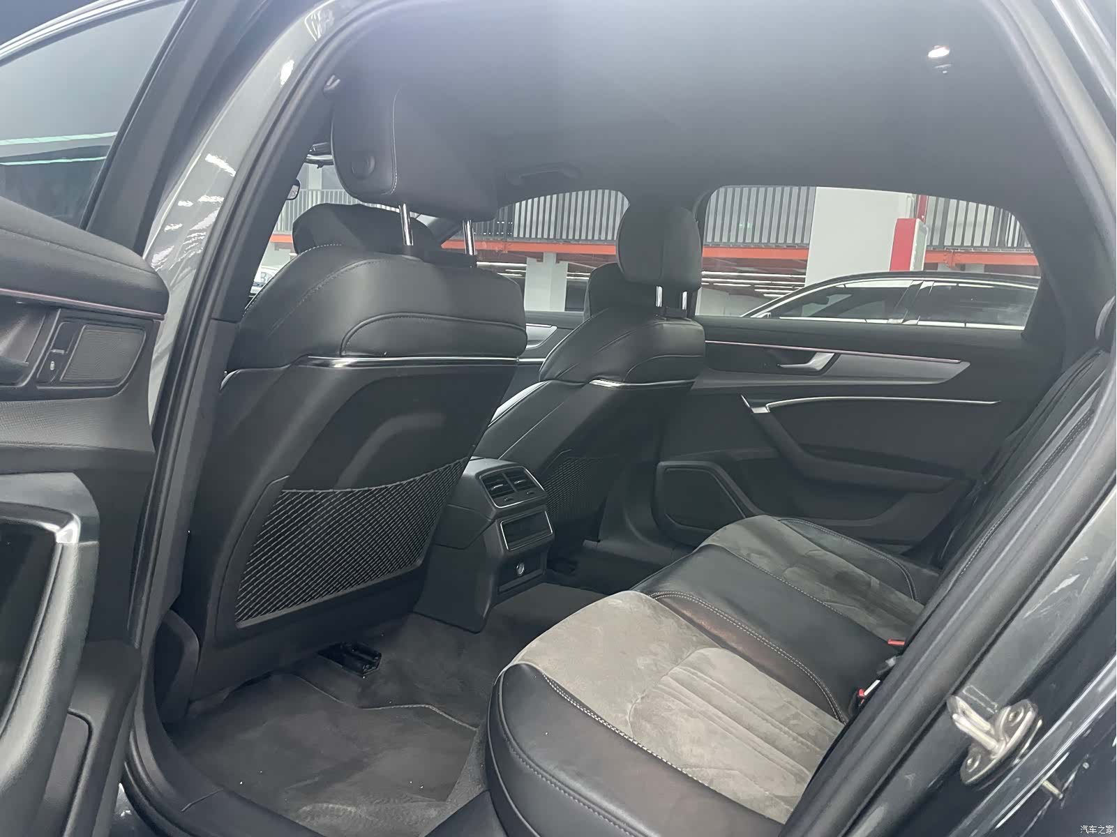 Audi A6L, 2022 10
