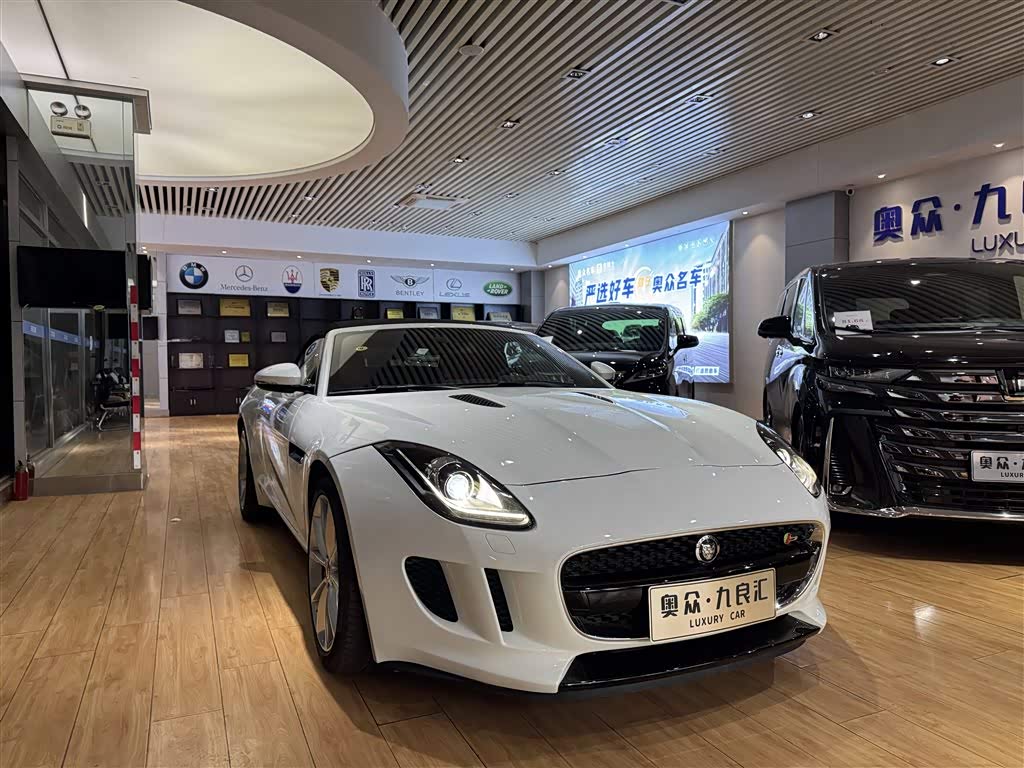 Jaguar F-TYPE