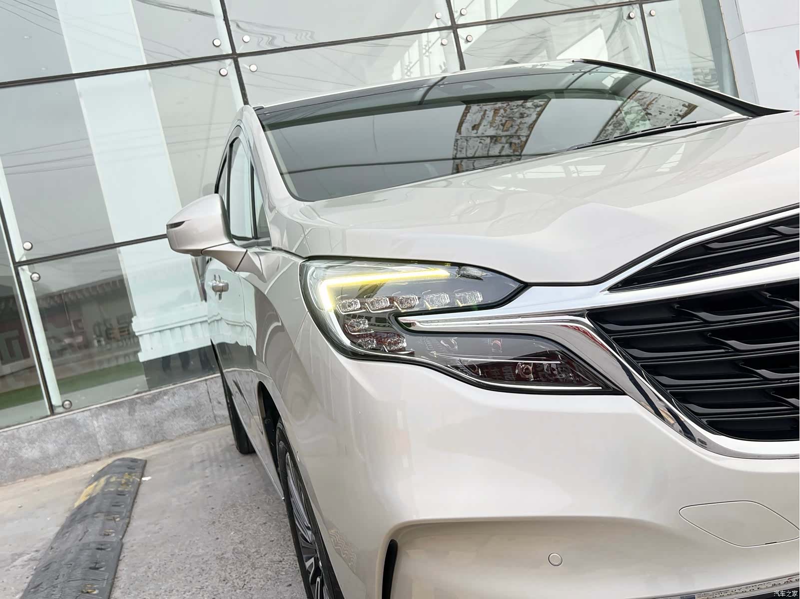 Buick GL8, 2021 7