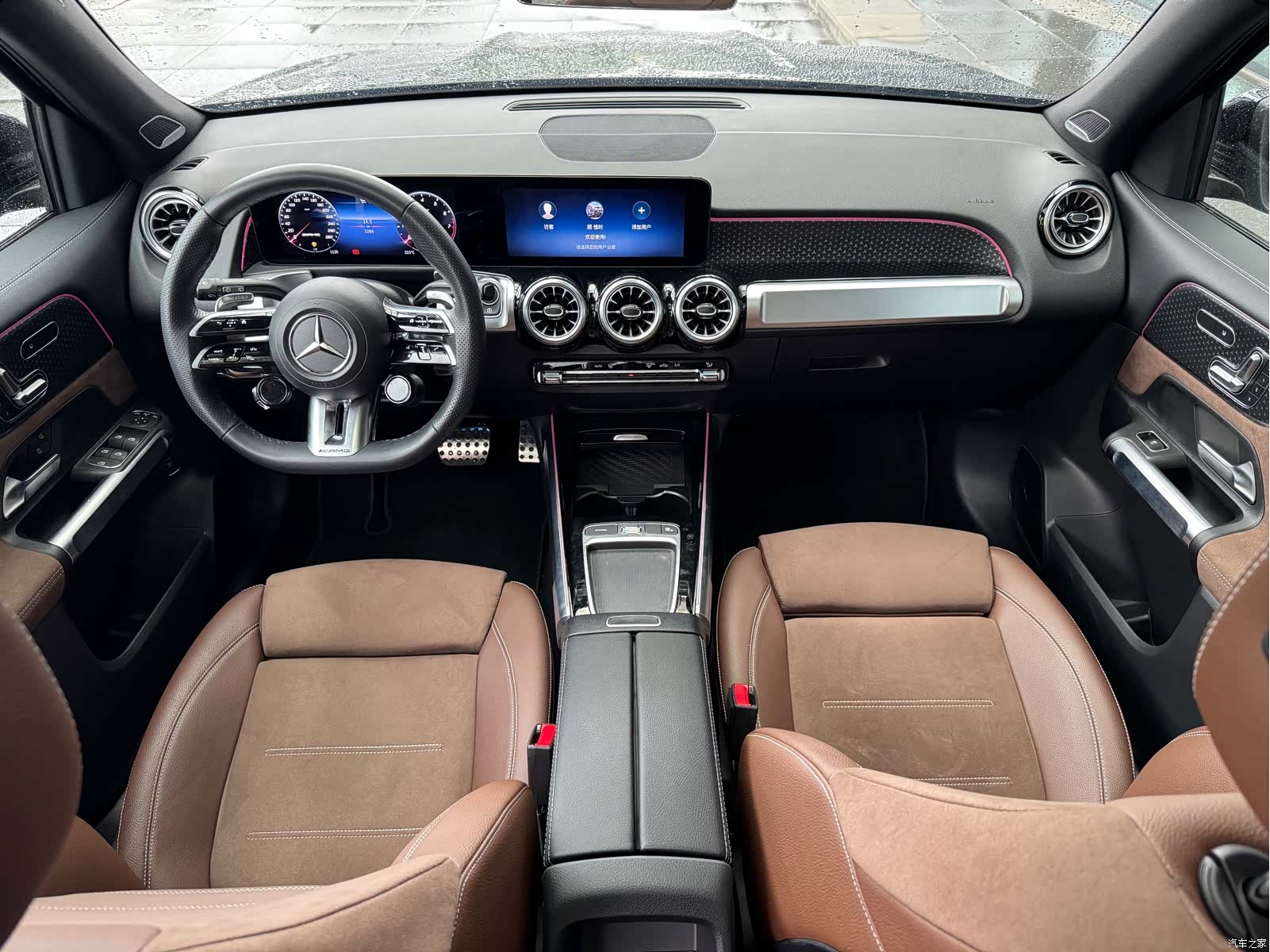 Mercedes-Benz GLB, 2025 9