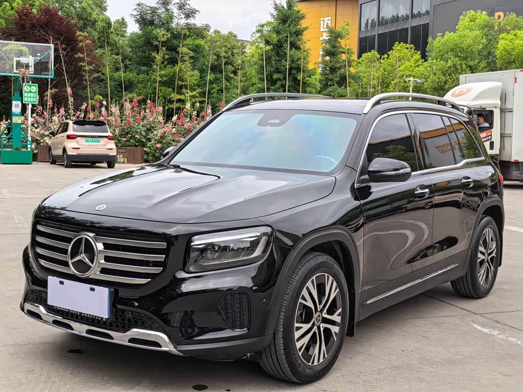 Mercedes-Benz GLB