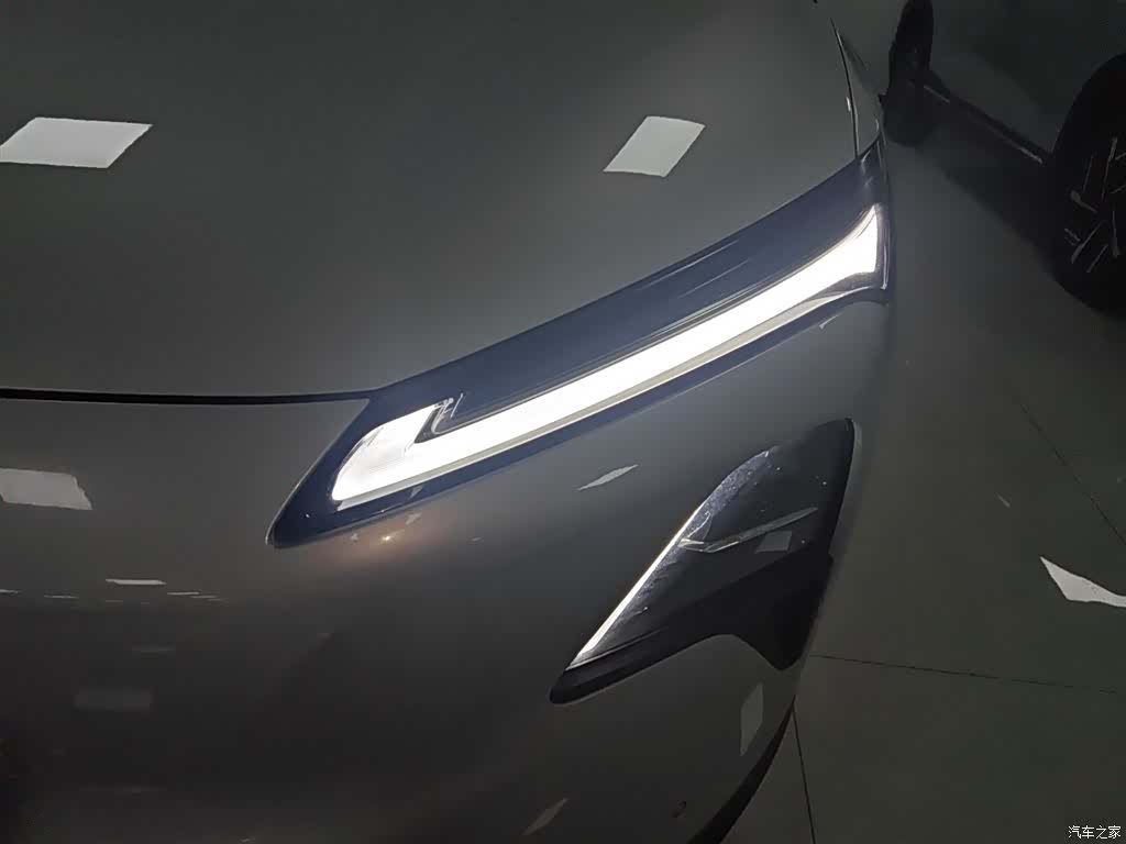 Wuling Starlight, 2024 24