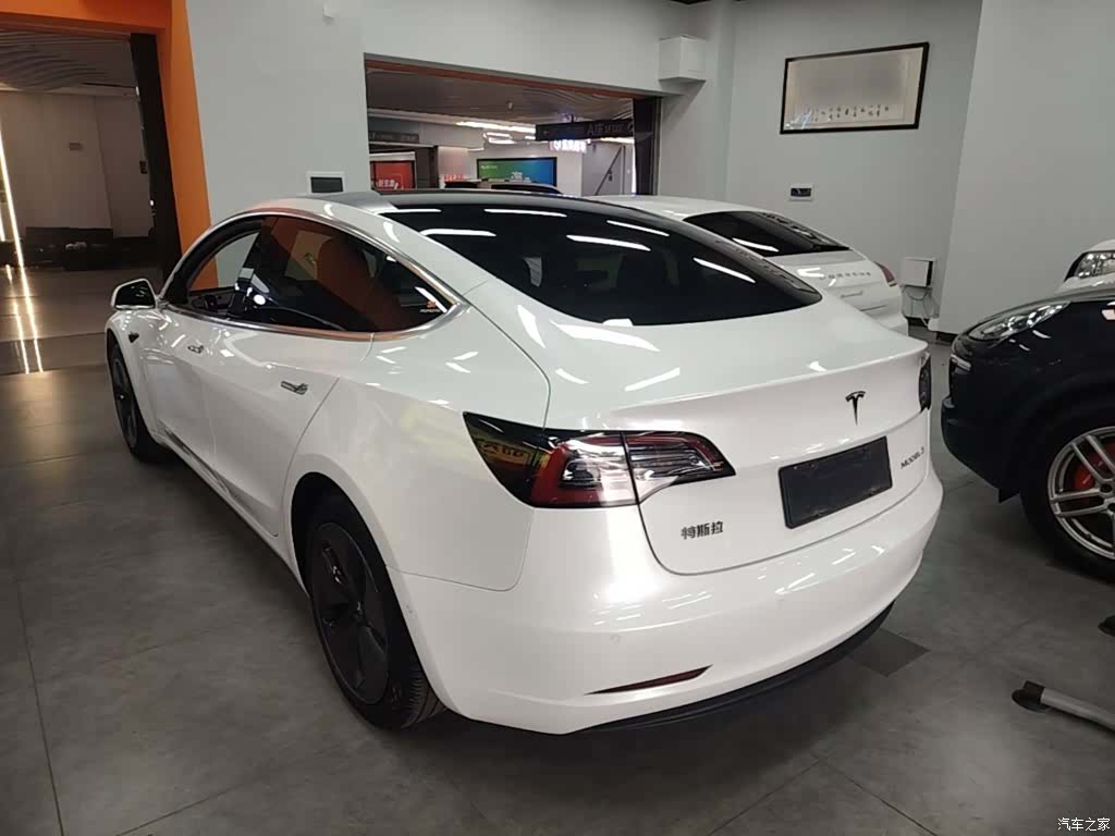 Tesla Model 3, 2020 все фото