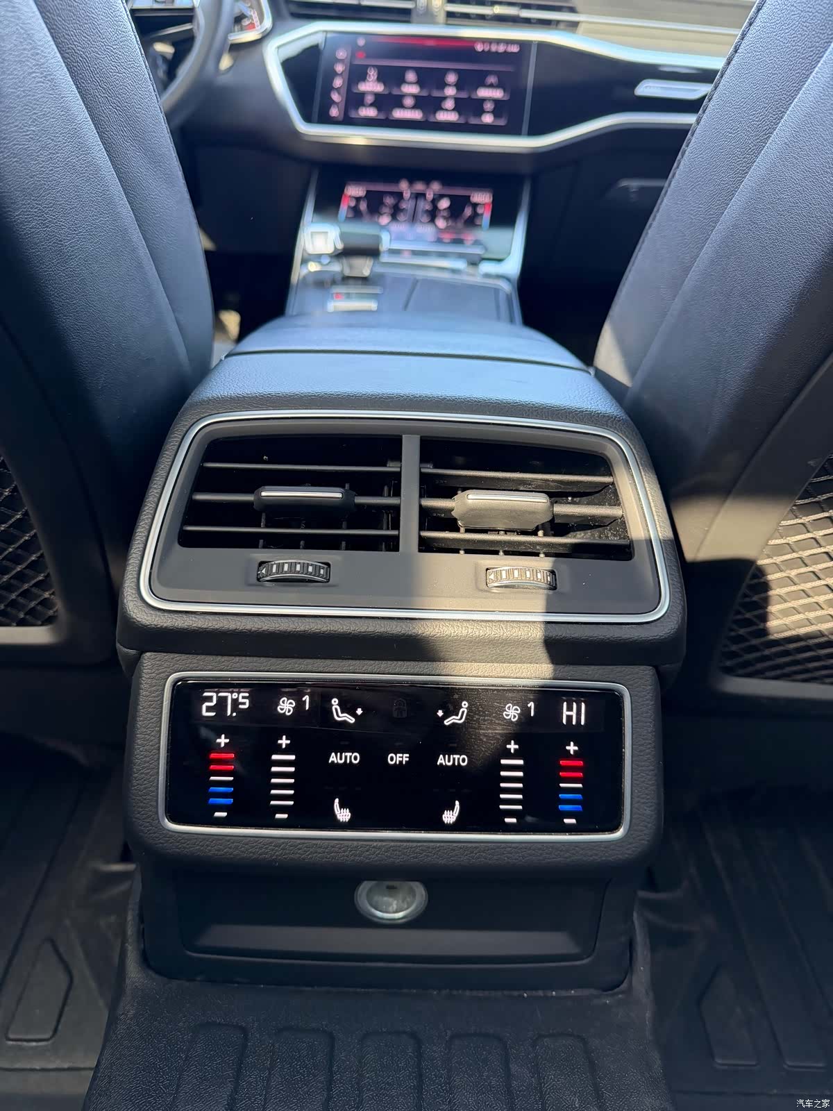 Audi A6L, 2021 25