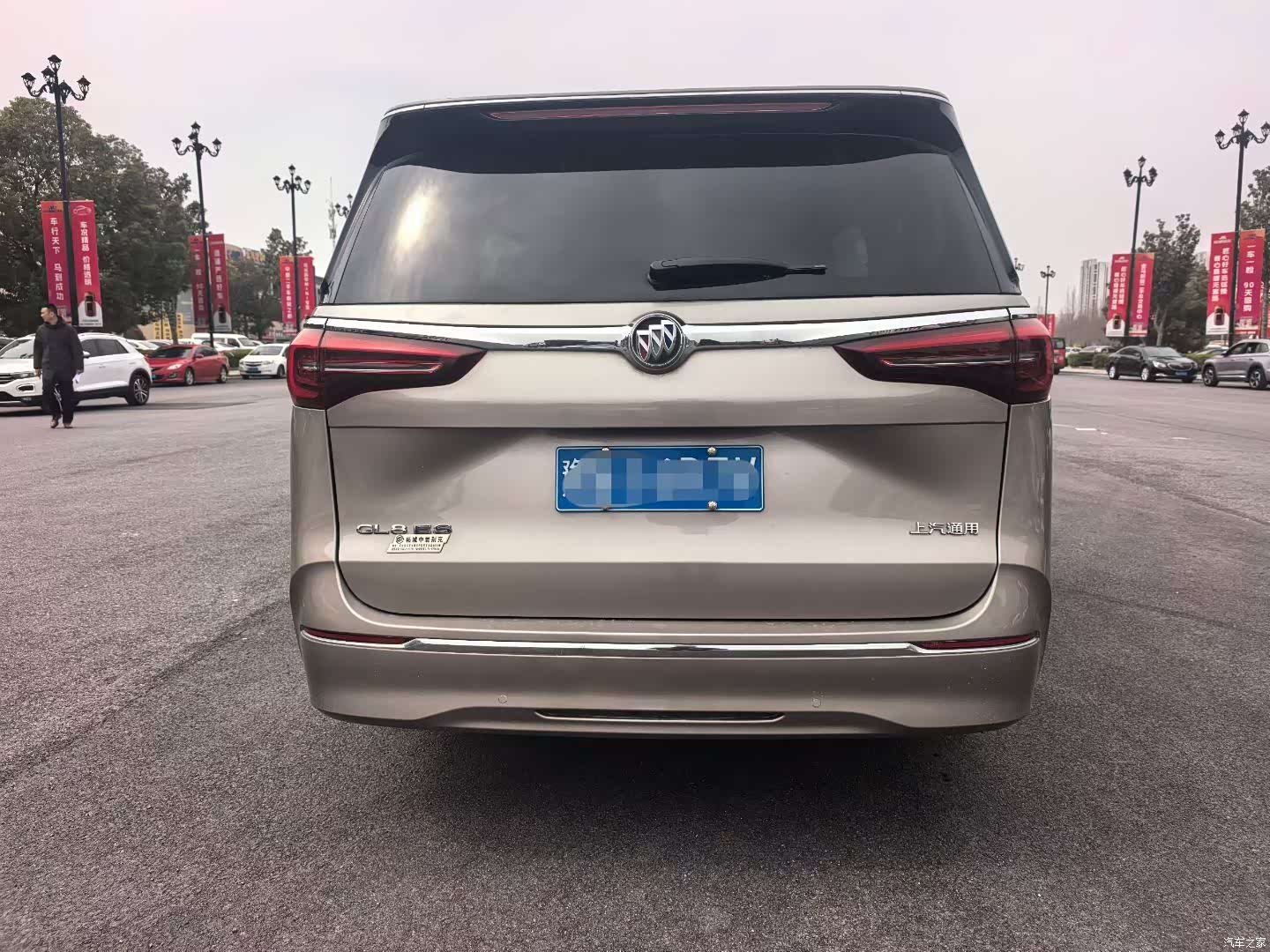Buick GL8, 2023 8