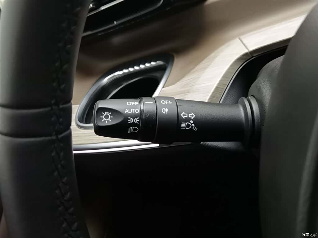 Trumpchi E8, 2024 21