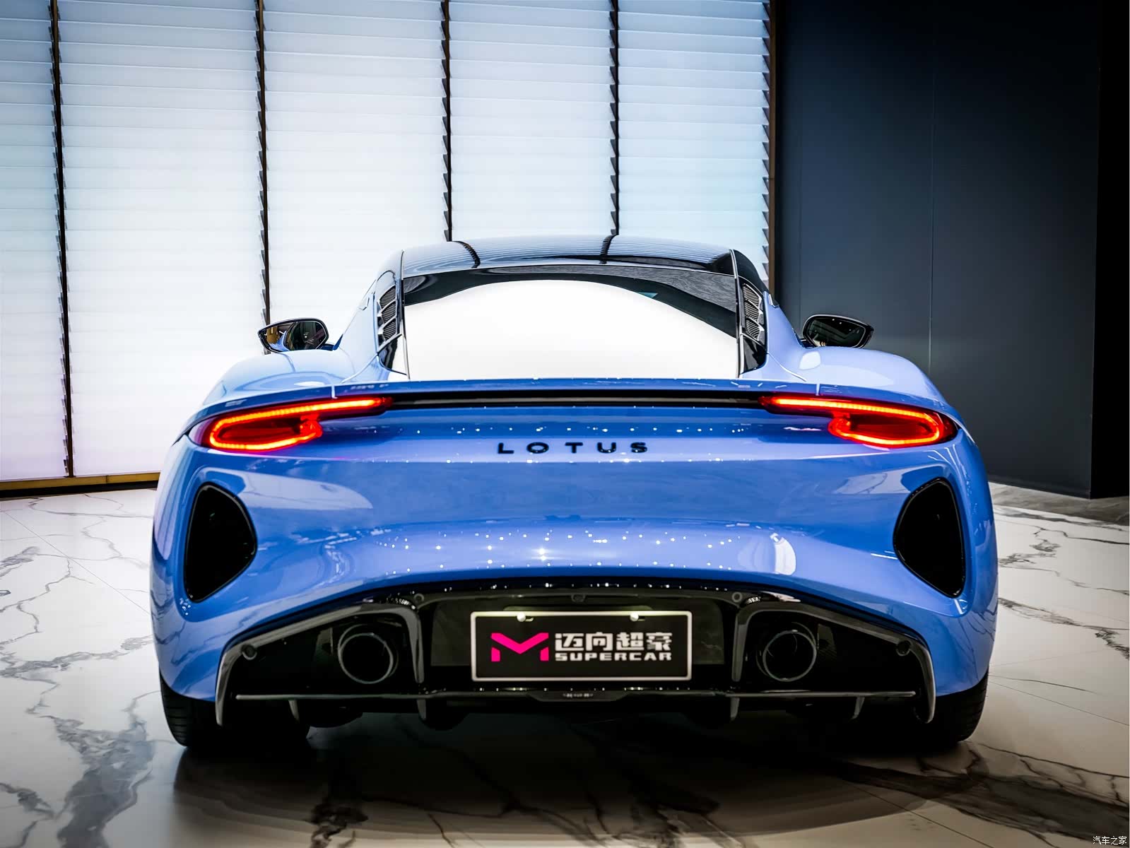 Lotus EMIRA, 2025 4