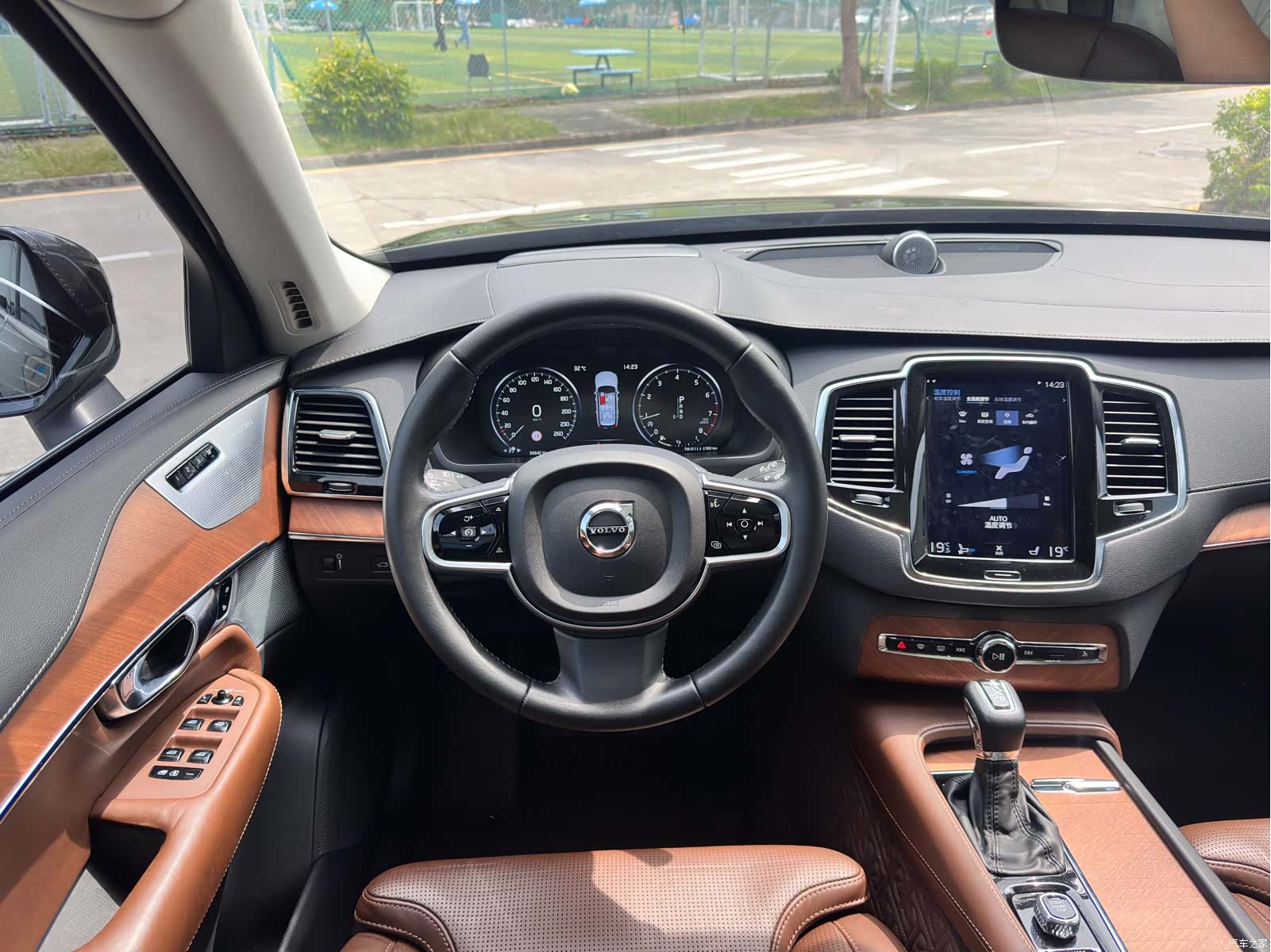 Volvo XC90, 2018 18