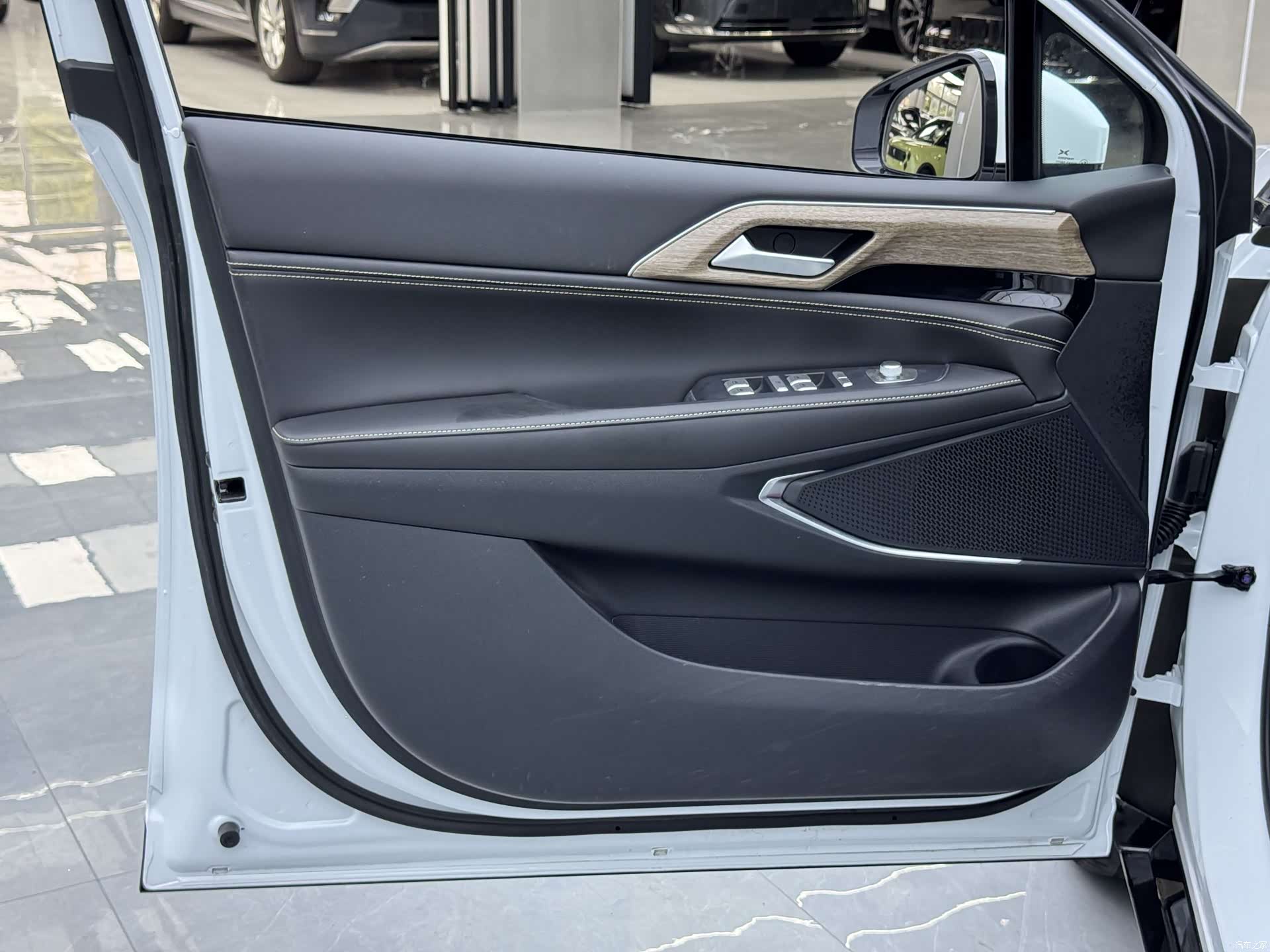 Xpeng P5, 2022 19