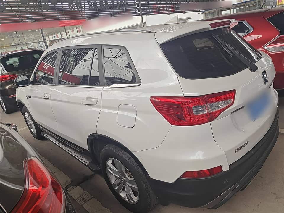 Changan CS75
