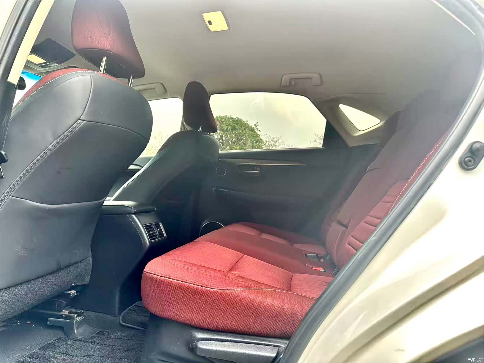 Lexus NX, 2017 12
