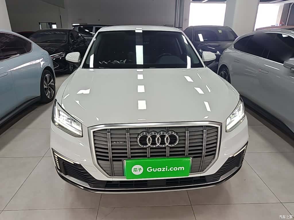 Audi e-tron, 2021 3