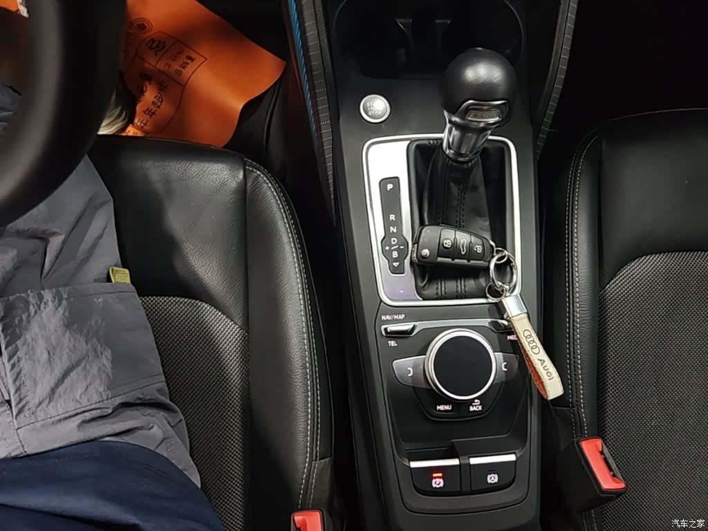 Audi e-tron, 2021 14