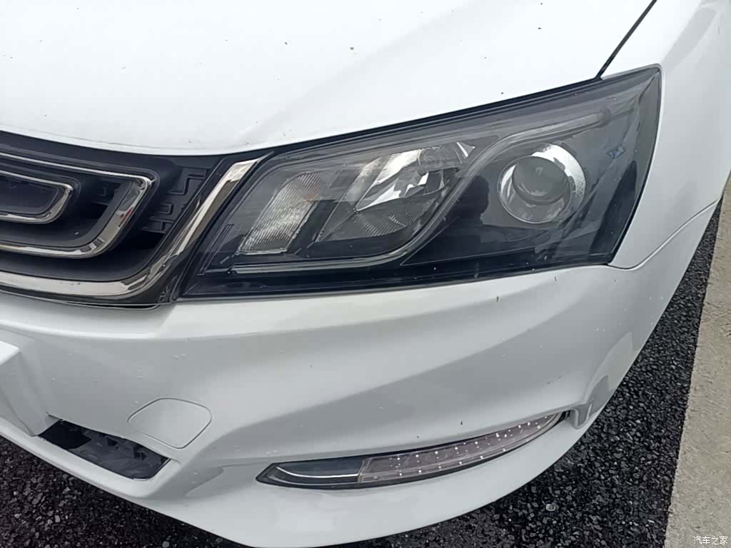 Geely Emgrand, 2017 24