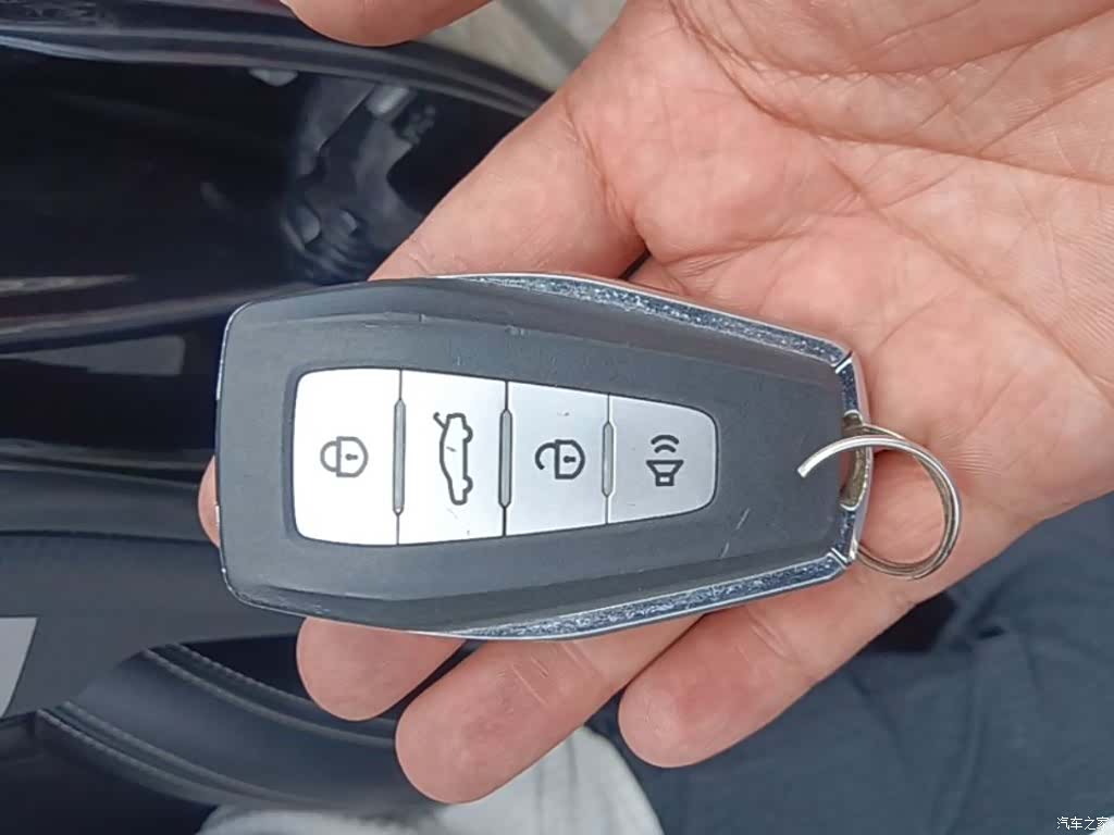 Geely X6, 2021 9