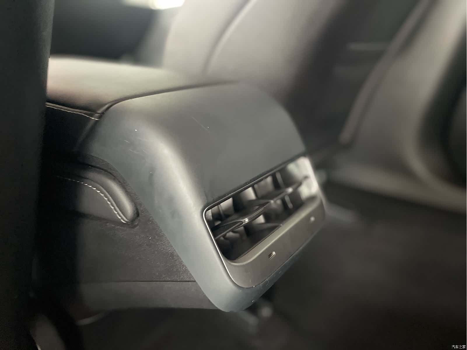 Tesla Model 3, 2022 17