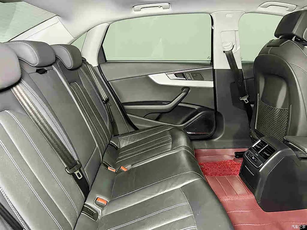 Audi A4L, 2021 7