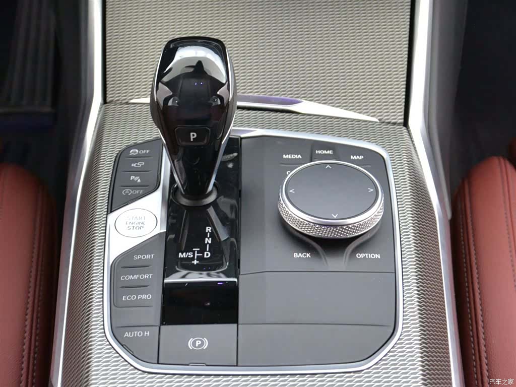 BMW 3 Series, 2024 12