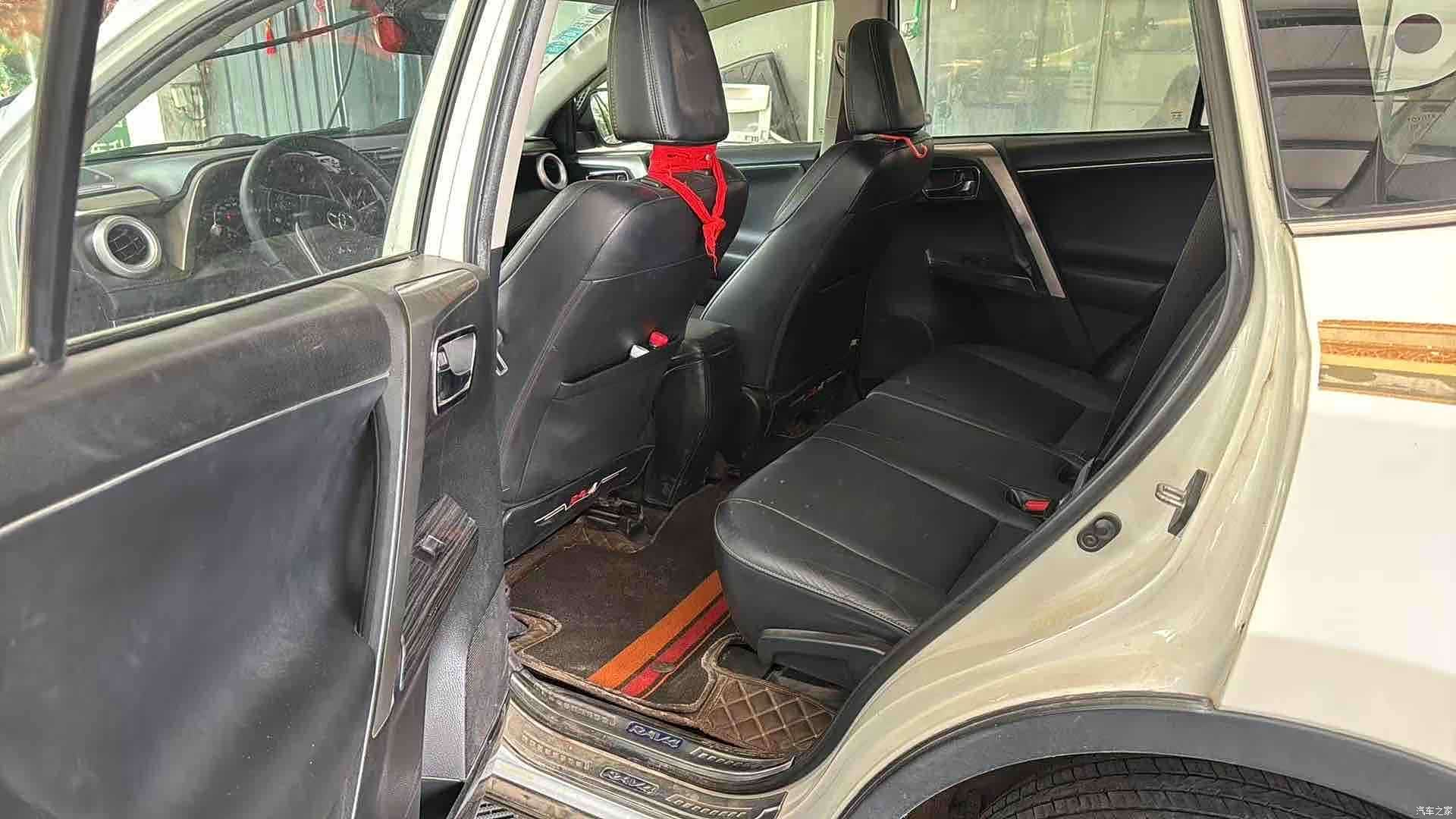 Toyota RAV4, 2016 6