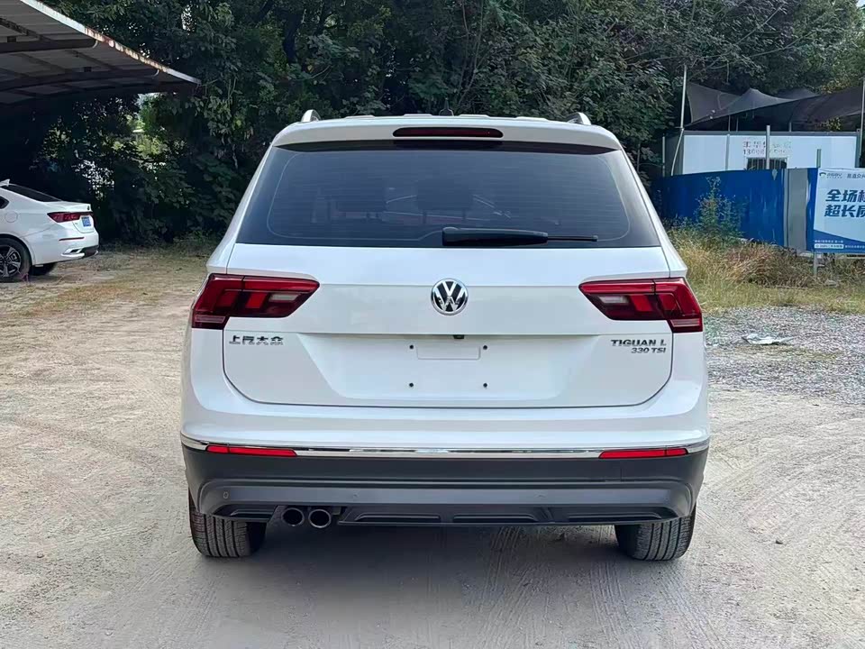 Volkswagen Tiguan L