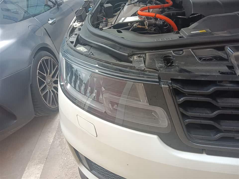 Land Rover Range Rover Sport Land Rover Range Rover Sport