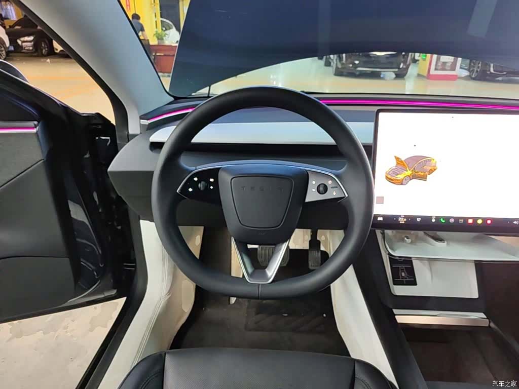 Tesla Model 3, 2024 11