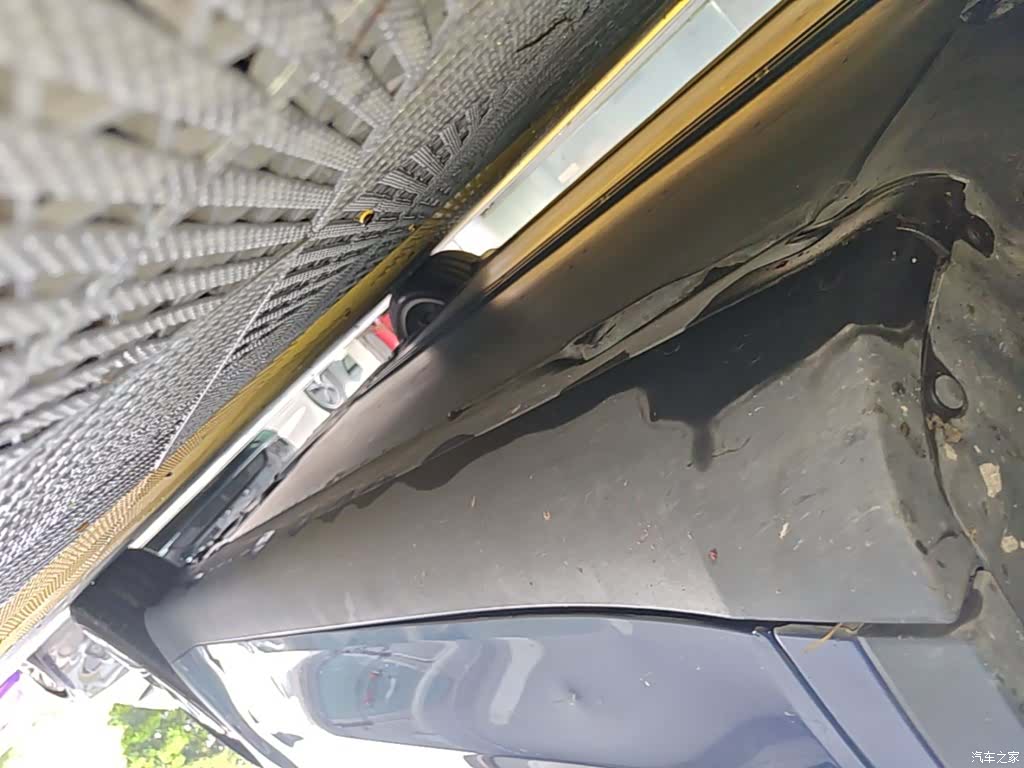 Tesla Model Y, 2023 22