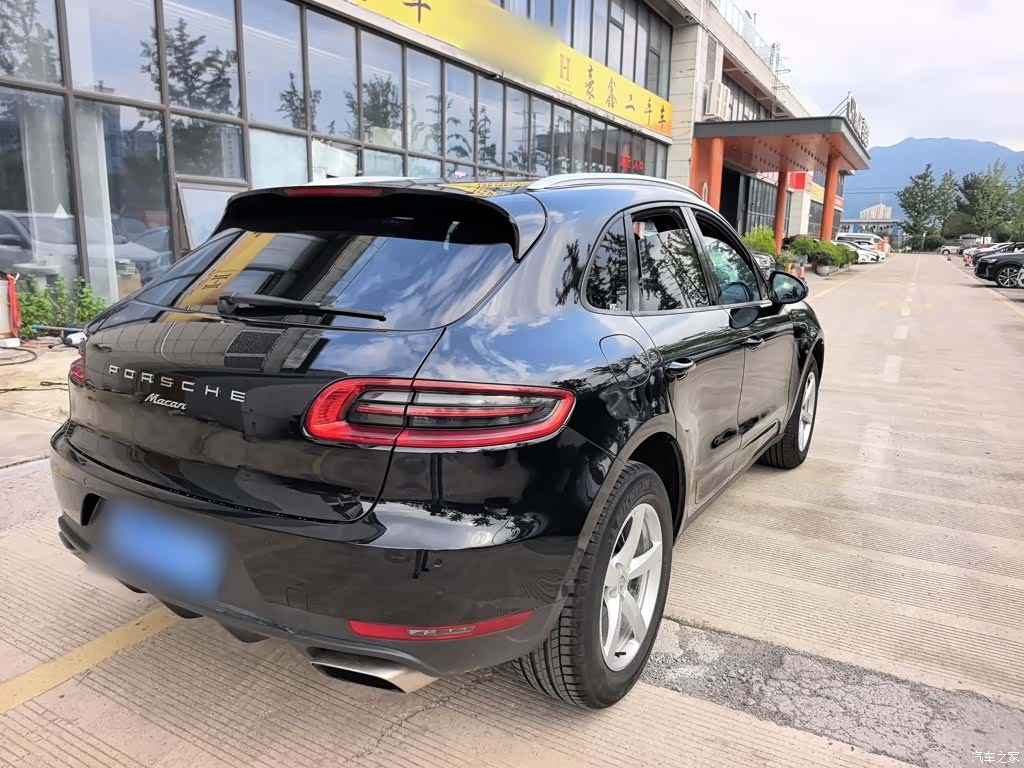 Porsche Macan, 2015 10