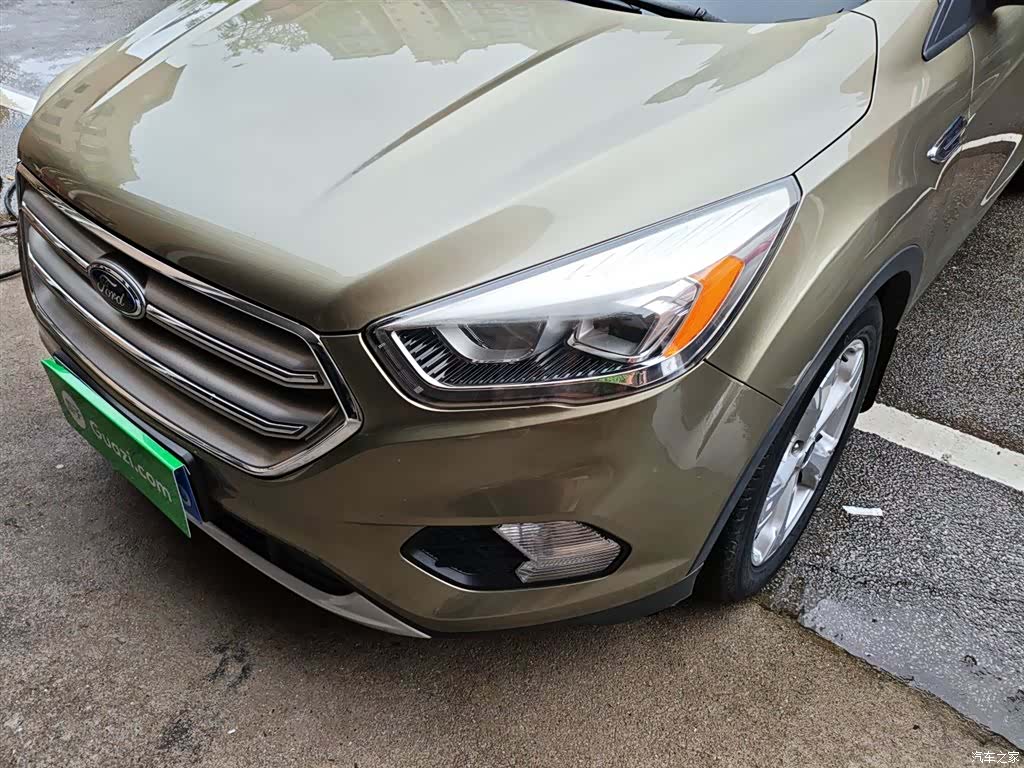 Ford Kuga, 2017 23