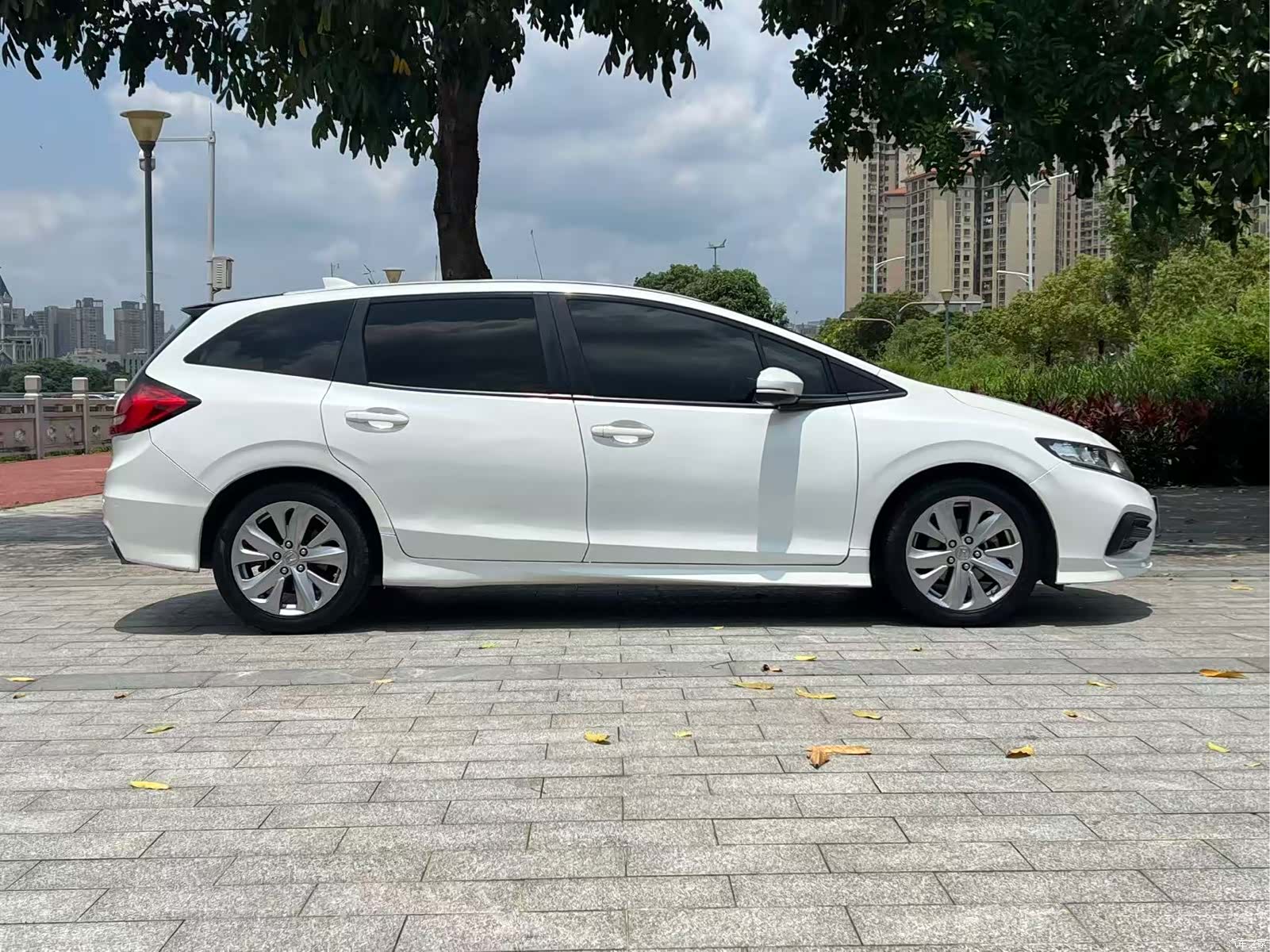 Honda Jade, 2017 14