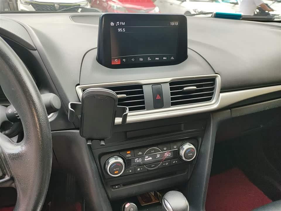 Mazda 3 Angkesaila Mazda 3 Angkesaila