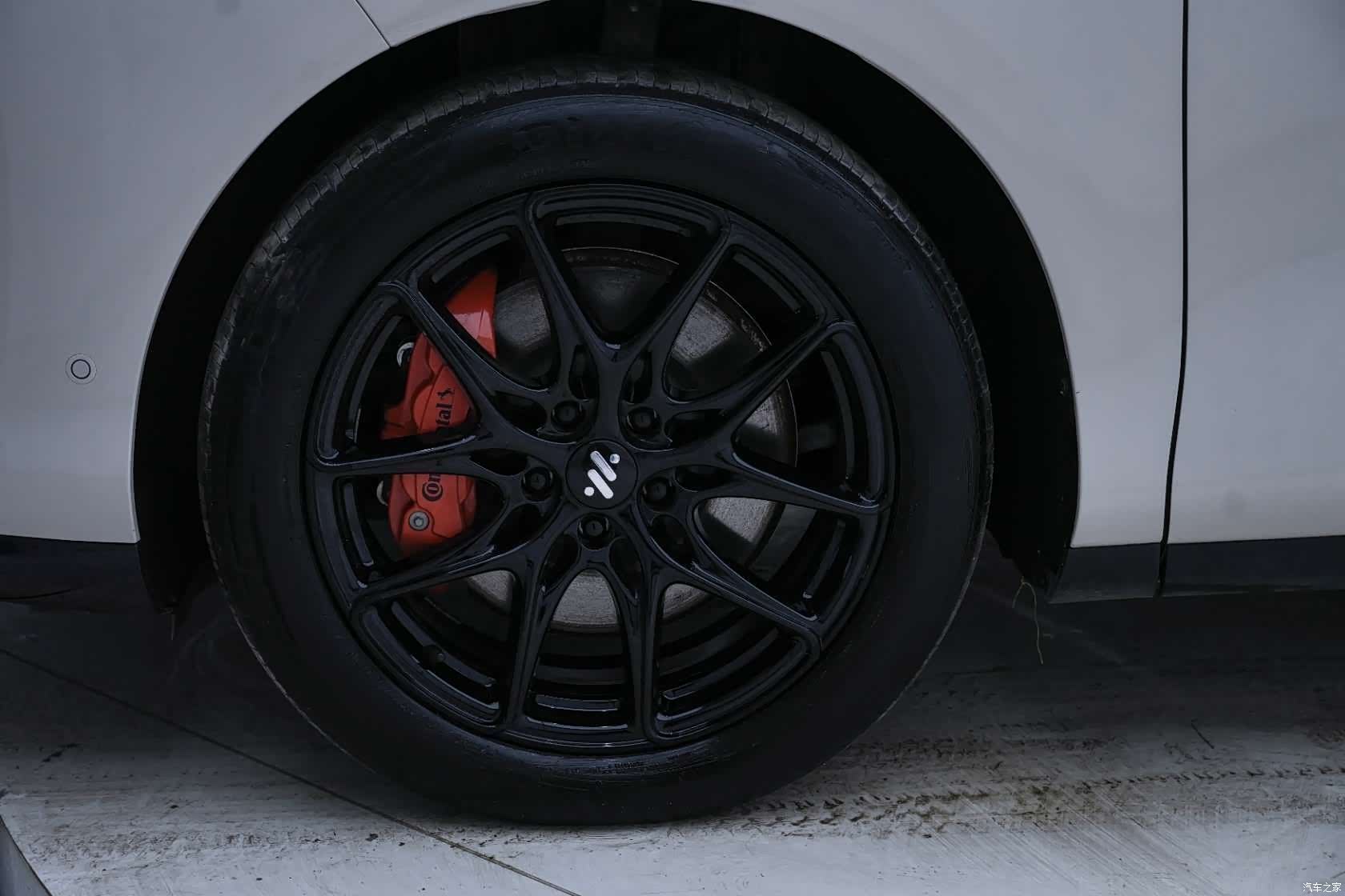 IM Motors LS6, 2025 11