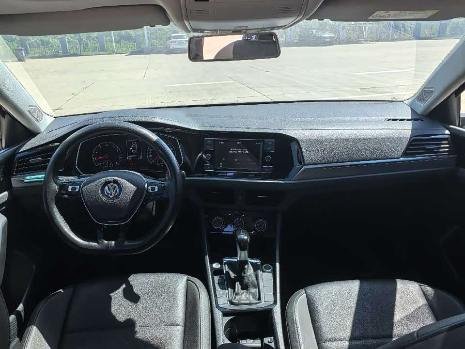 Volkswagen Sagitar Volkswagen Sagitar
