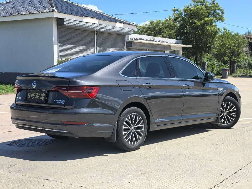 Volkswagen Sagitar Volkswagen Sagitar
