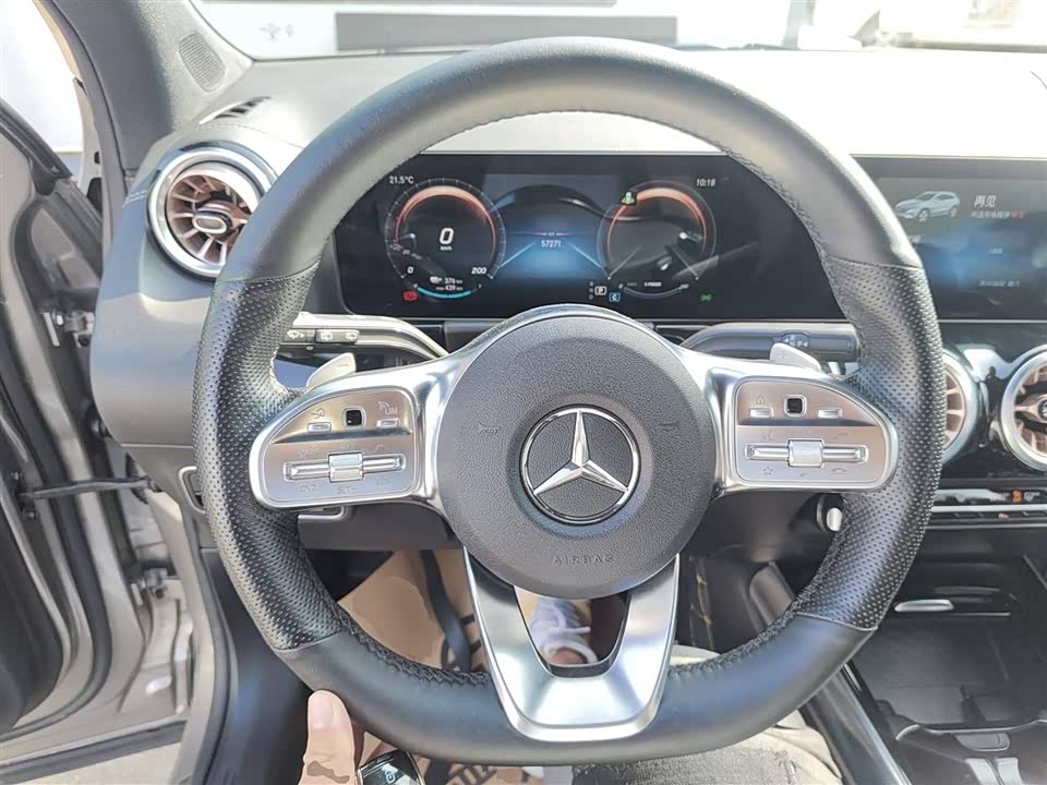 Mercedes-Benz EQA