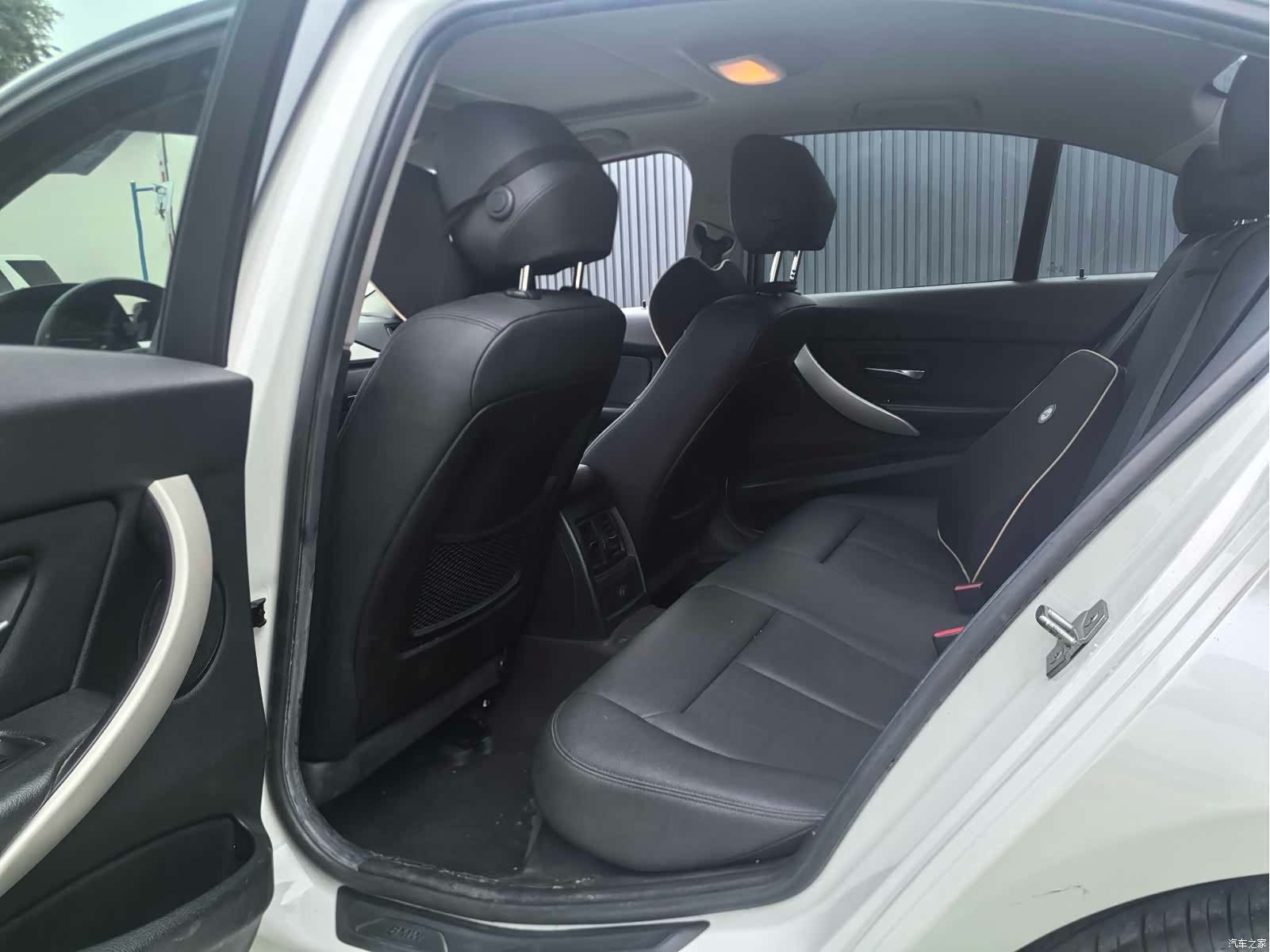 BMW 3 Series, 2016 9