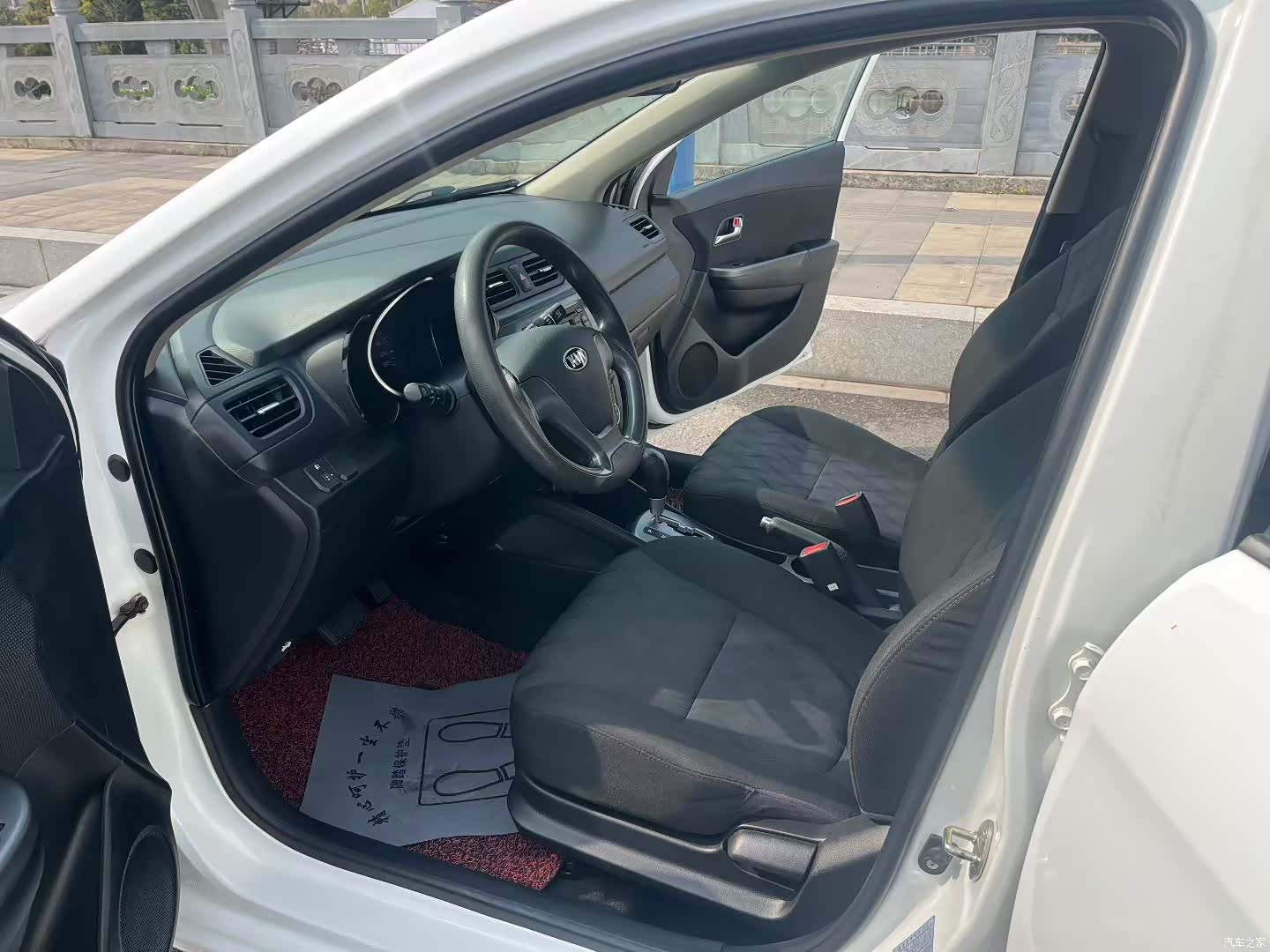 Kia K2, 2015 4